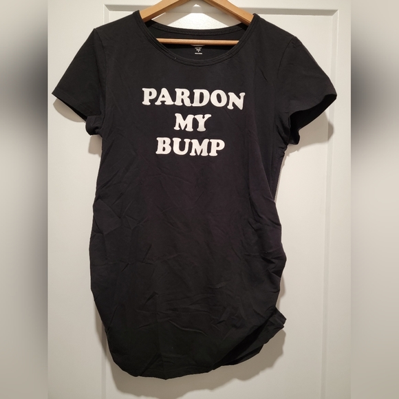 Old Navy Tops - Old Navy Maternity T-Shirt